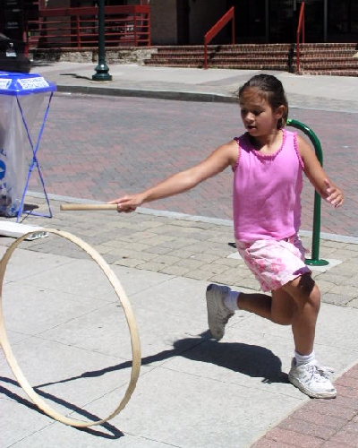 Jub Event '04, Playing with hoop